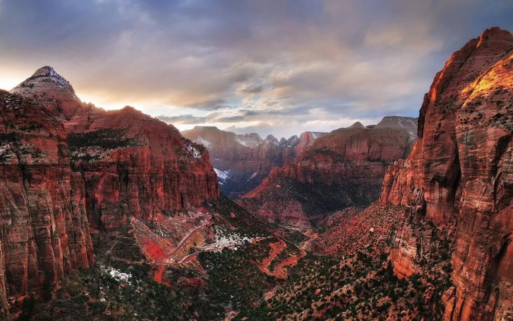 Which is The Best Time To Visit Zion National Park